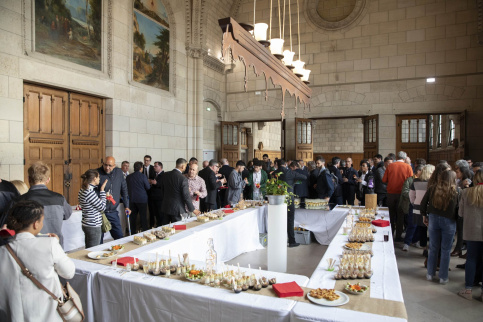 Buffet lors de l'inauguration de la galerie des apprentissages Saint-Philippe