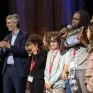 Les jeunes d'Apprentis d'Auteuil sur scène lors de la cérémonie de remise des prix