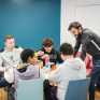 Jeunes de l'internat de Marcoussis avec leur éducateurs discutant
